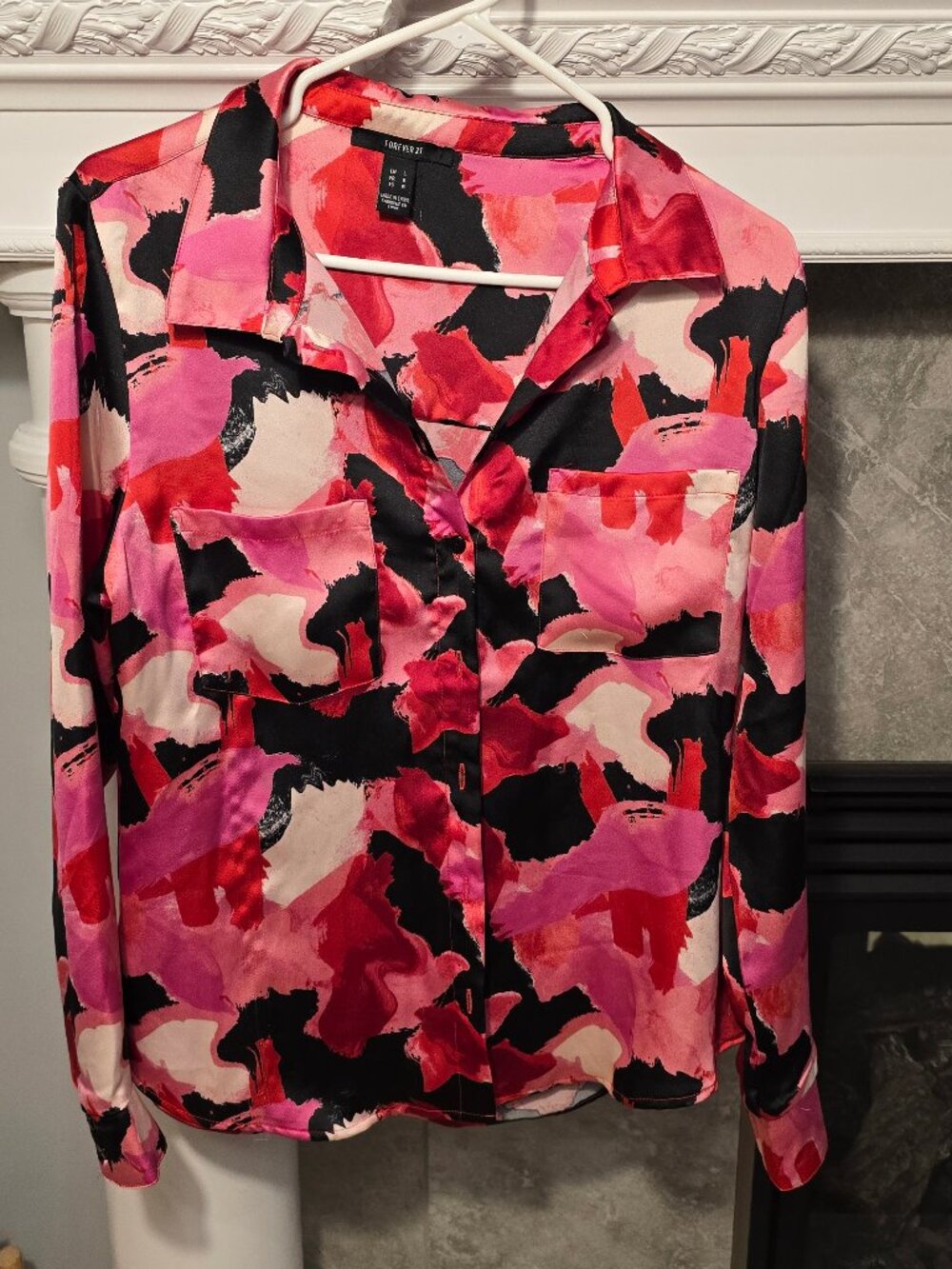 Forever 21 Abstract Brushstroke Button-Down Blouse Pink/Black - Size L